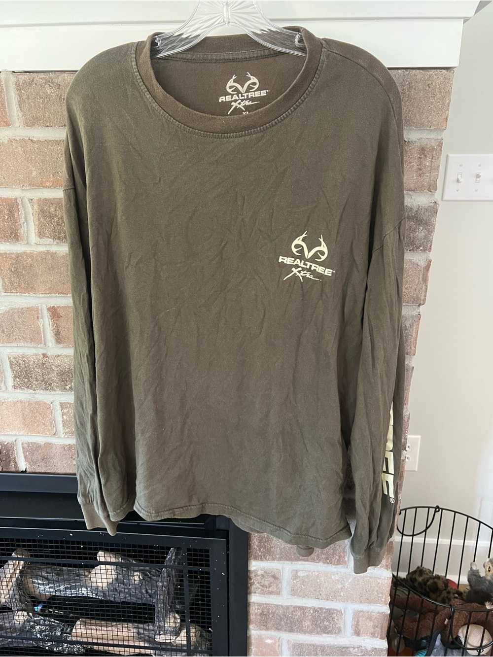 Realtree Brown Long Sleeve Logo Shirt